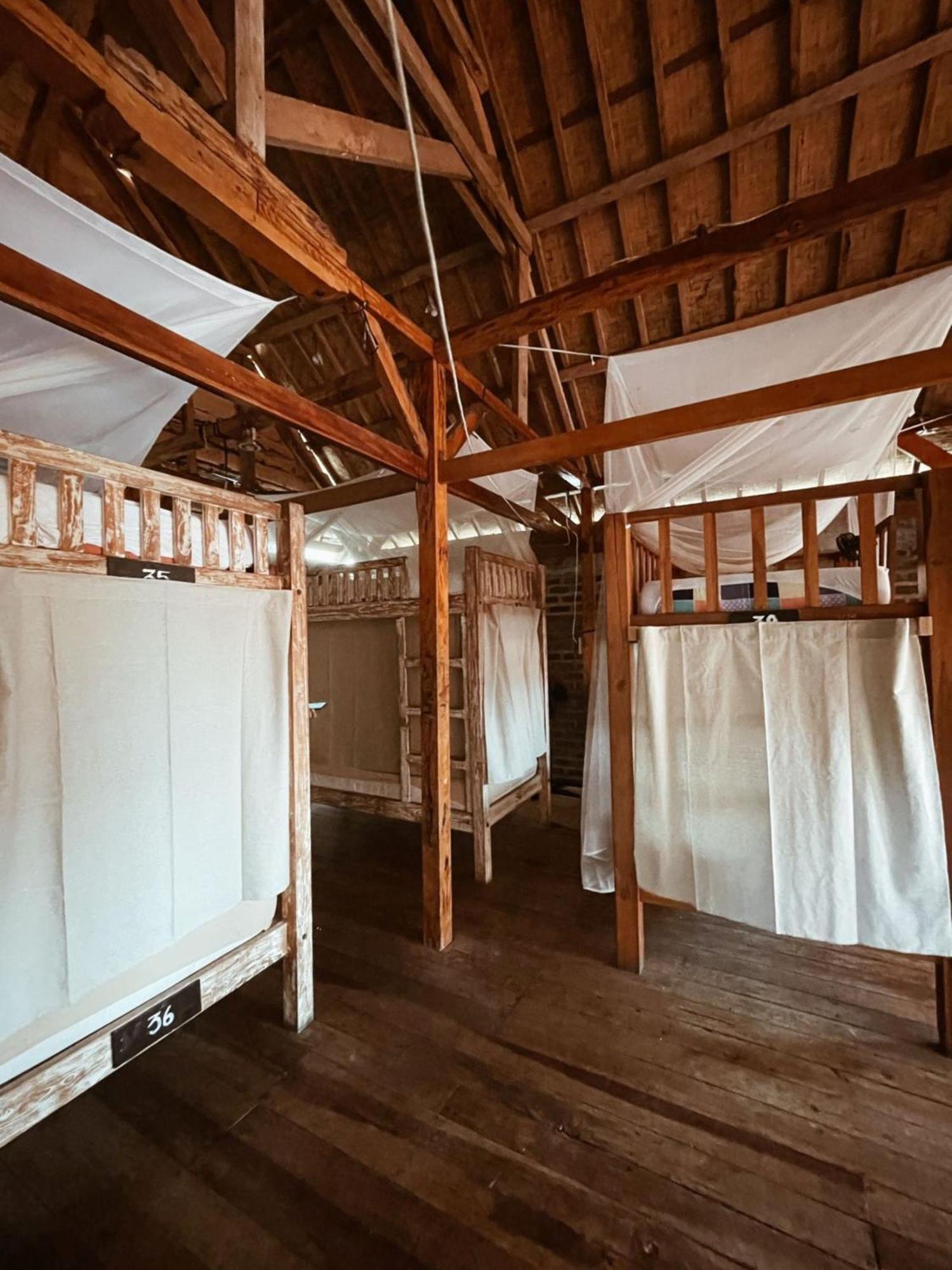 Da Housetel Kuta Hostel Kuta Lombok Εξωτερικό φωτογραφία